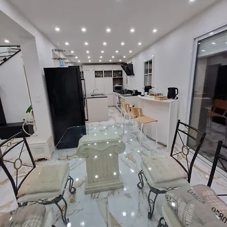 Spacieuse Maison Familiale Holiday home *